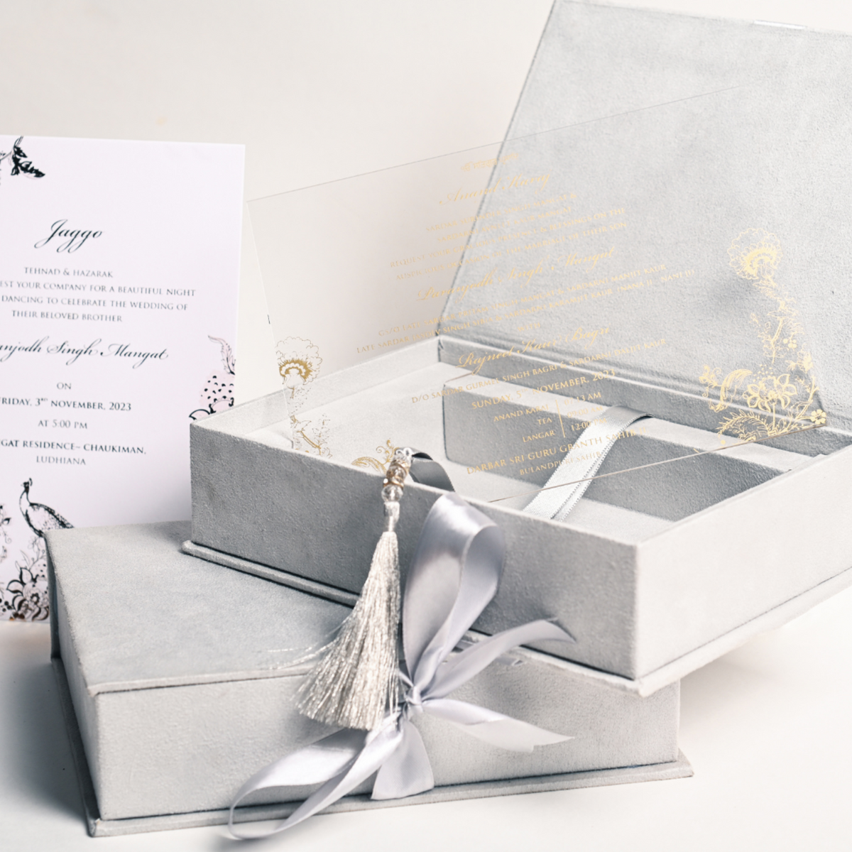 Box Invite White Mirage