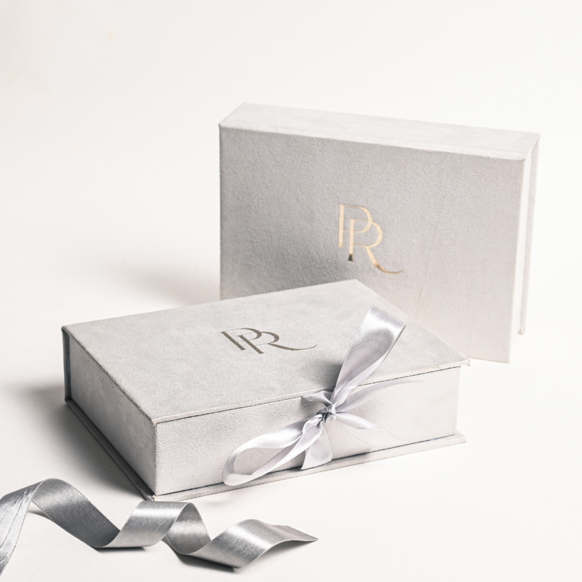 Box Invite White Mirage