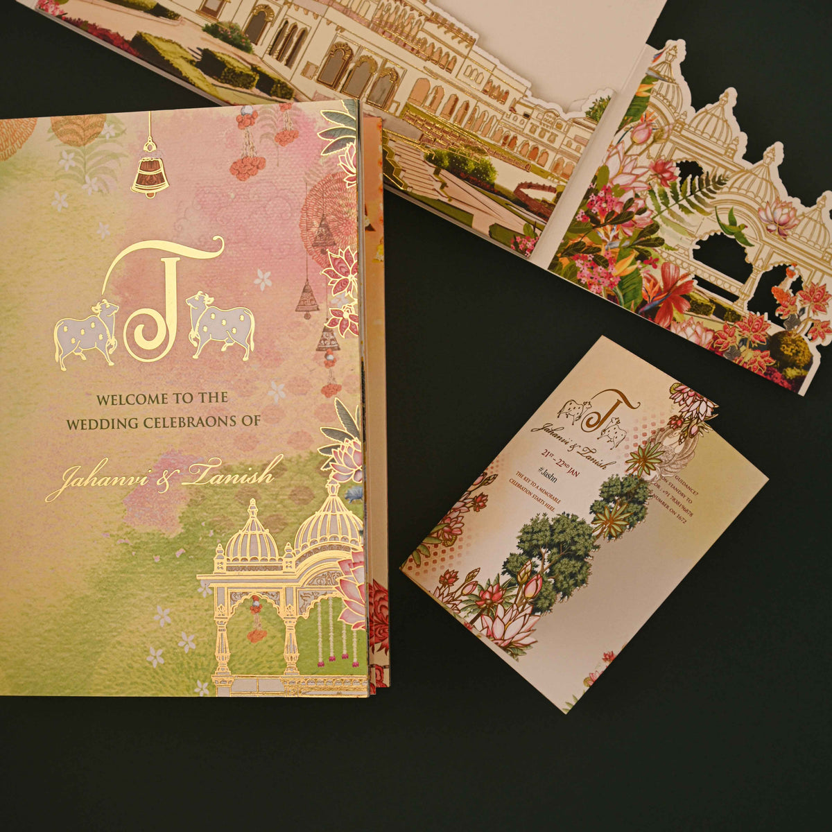 Box Invite White Mirage