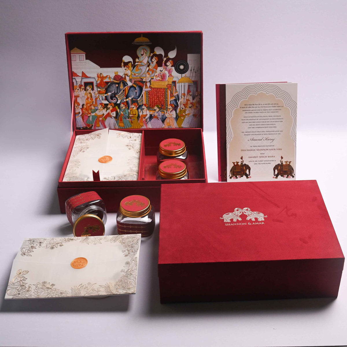 Box Invite White Mirage