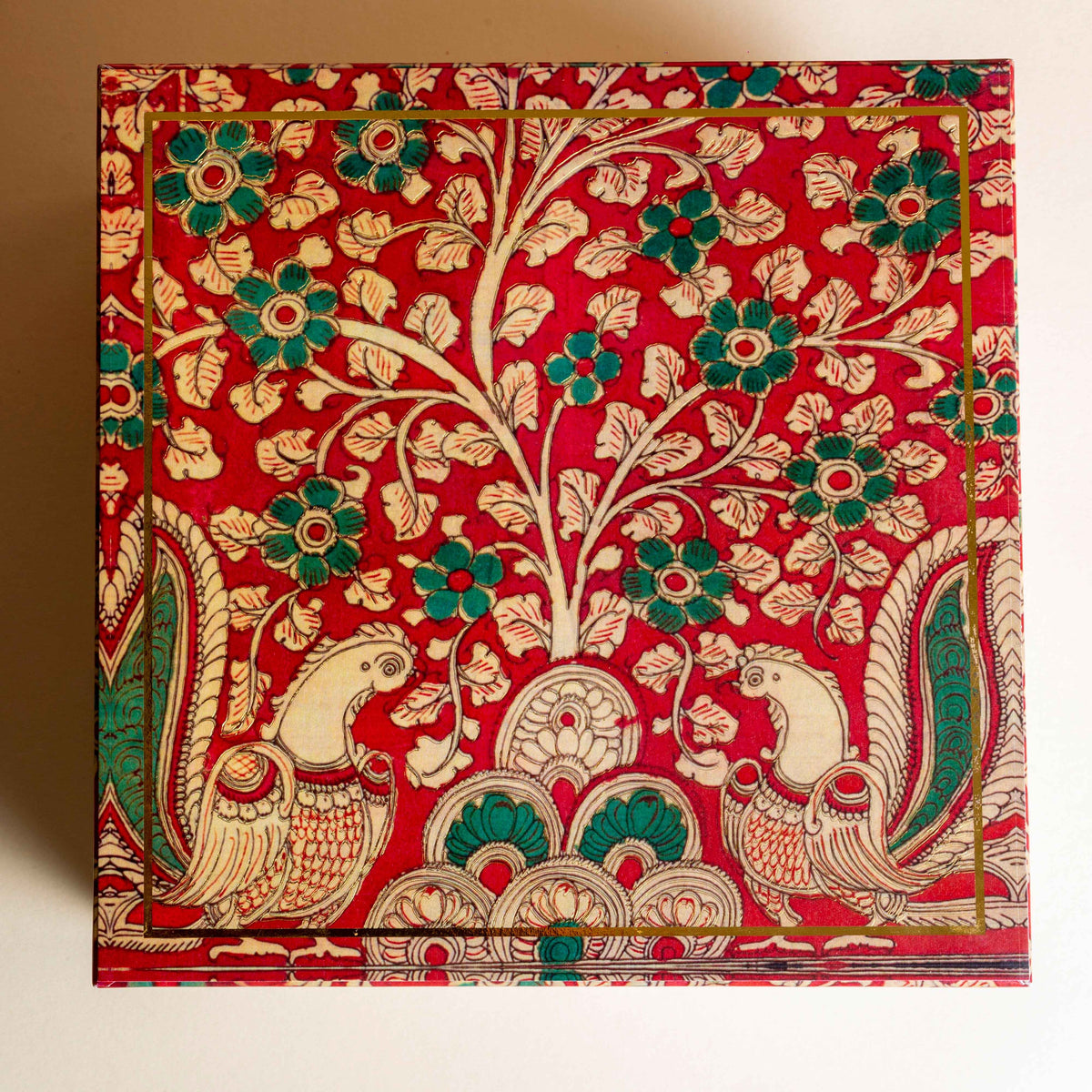 Box Invite White Mirage