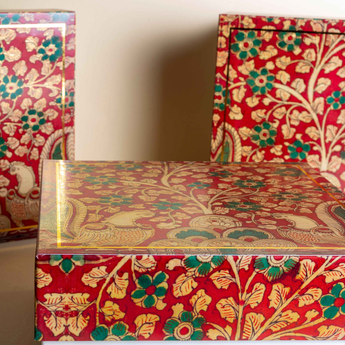 Box Invite White Mirage