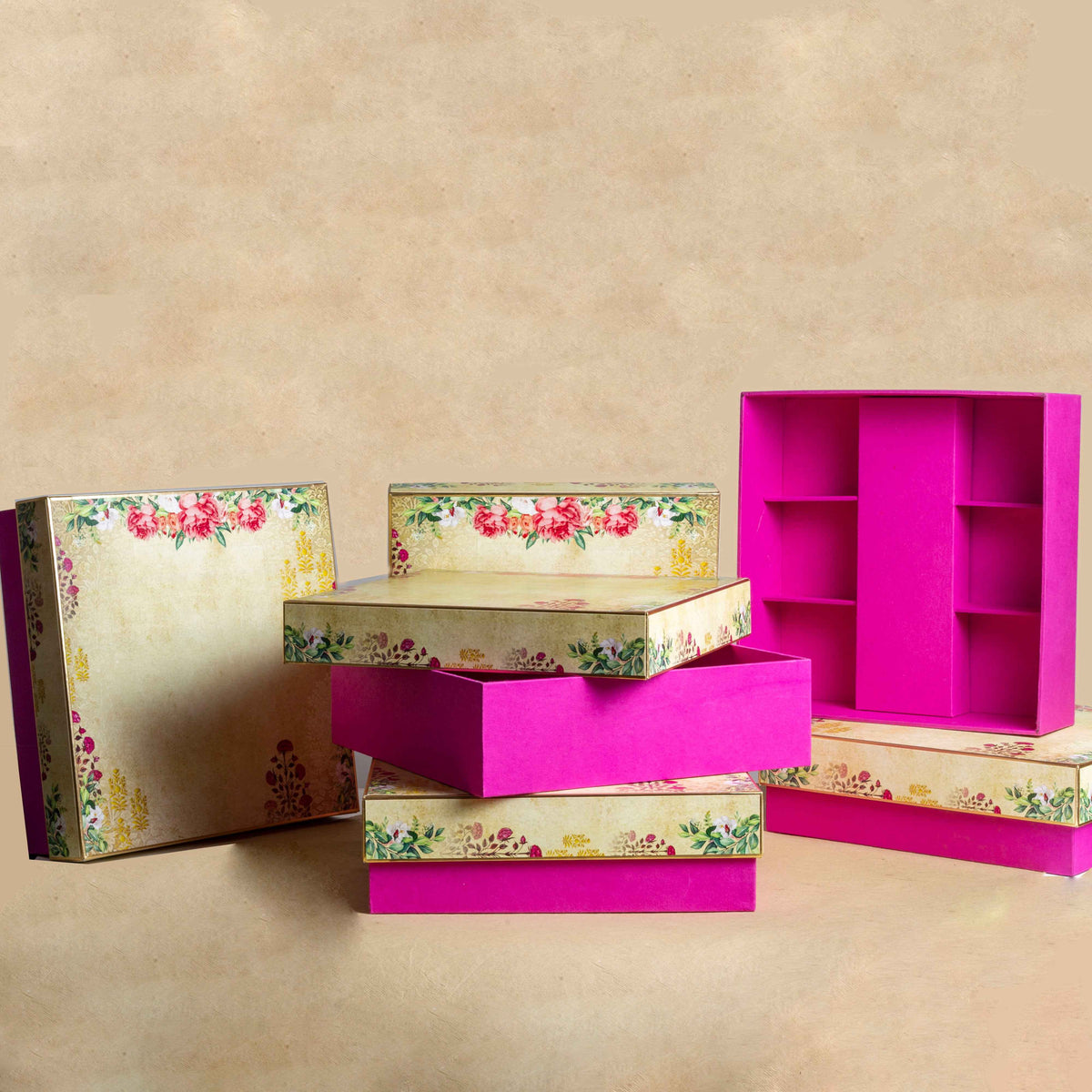 Box Invite White Mirage