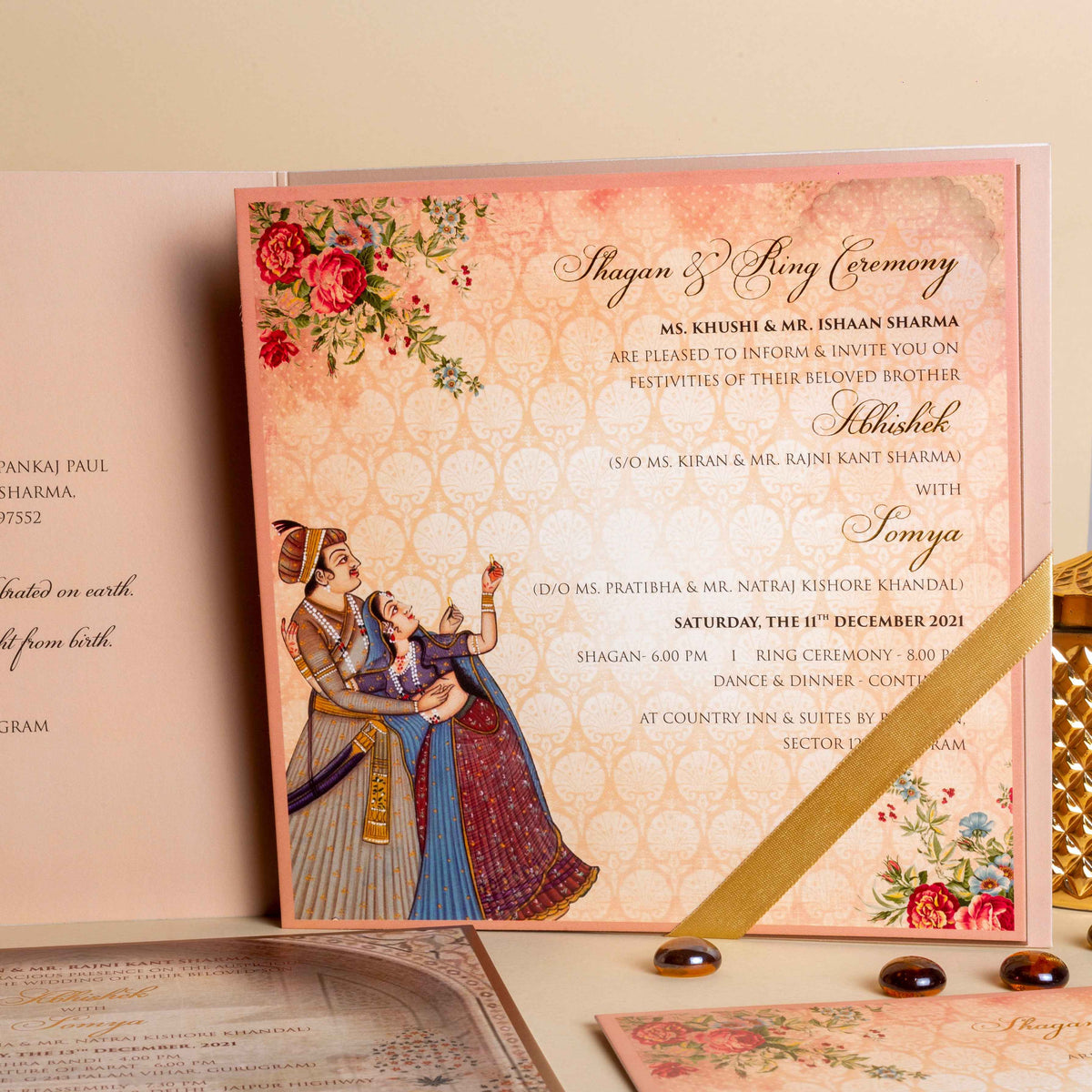 Gold Foil White Mirage