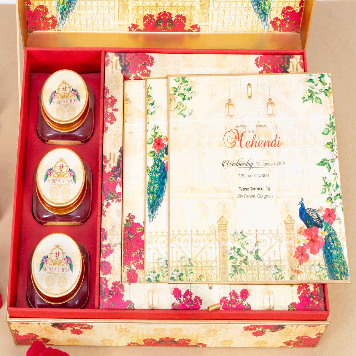 Box Invite White Mirage