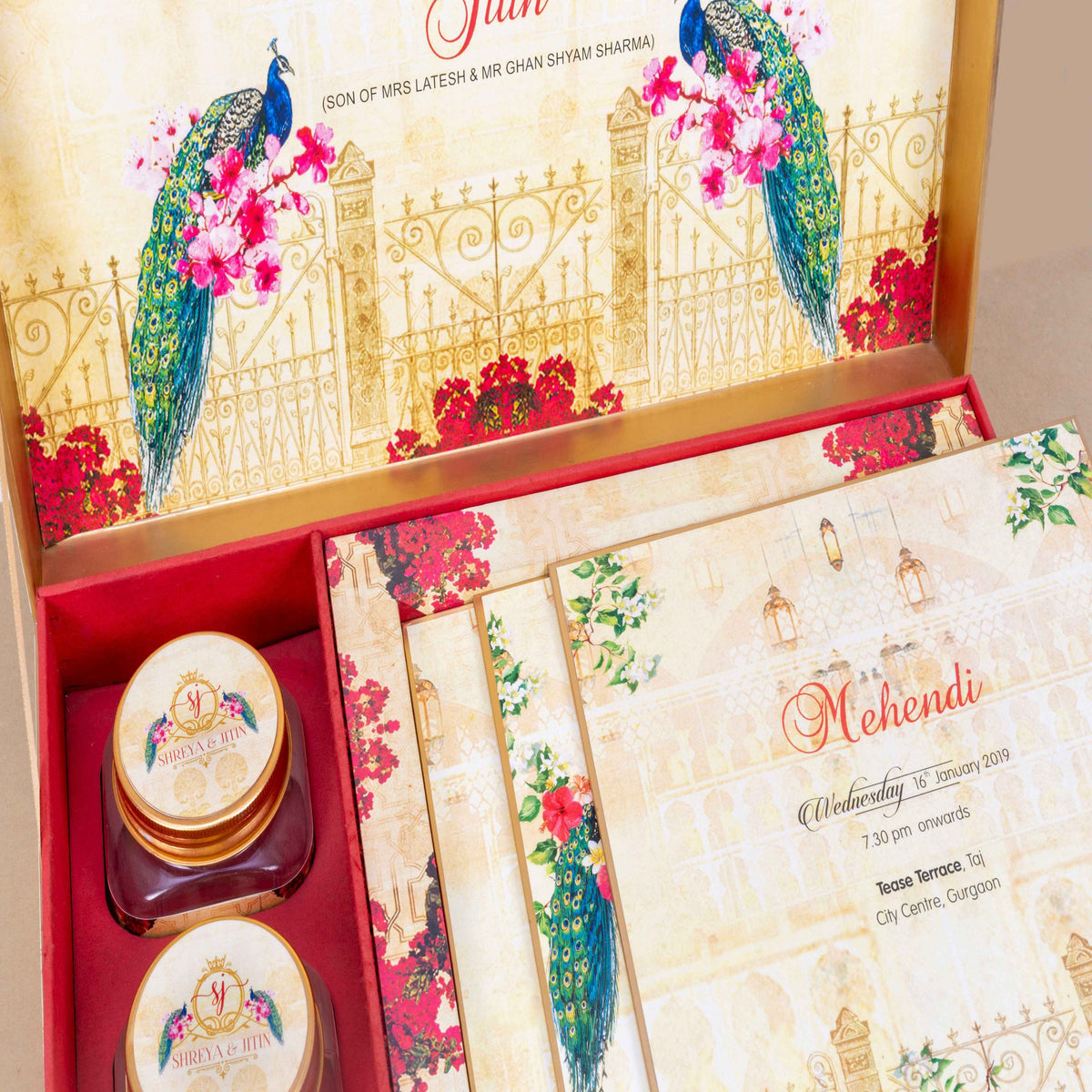 Box Invite White Mirage