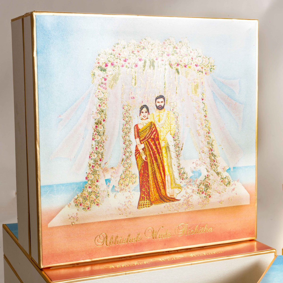 Box Invite White Mirage