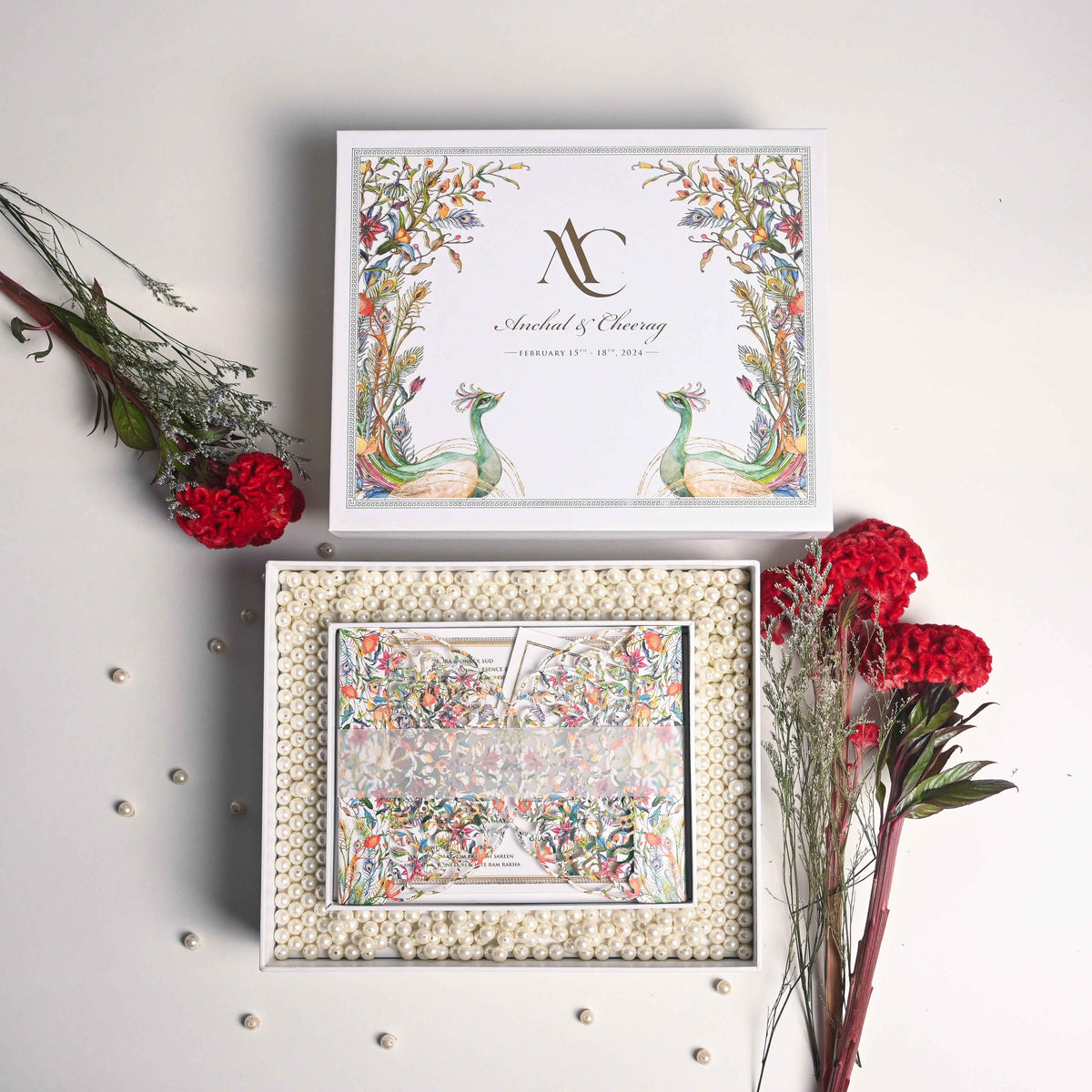 Box Invite White Mirage