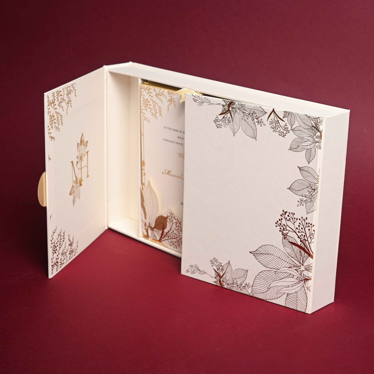 Box Invite White Mirage